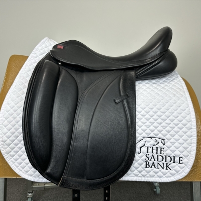 Image of 17.5 inch GFS Monarch Dressage Low Cantle S655 Black Adjustable