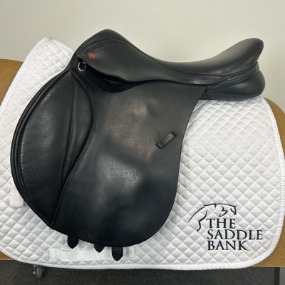 Image of 16.5 inch Kent and Masters Pony Club Long Leg MLL Black Adjustable