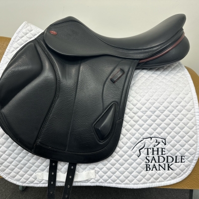 Image of 17.5 inch Kent and Masters Competition Series Monoflap XC Black Adjustable