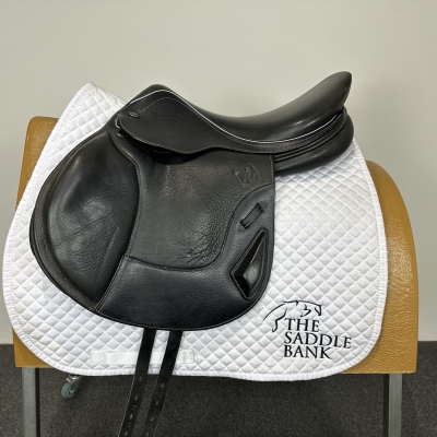 Image of 17 inch John Whitaker LA Grand Prix Black Medium Wide