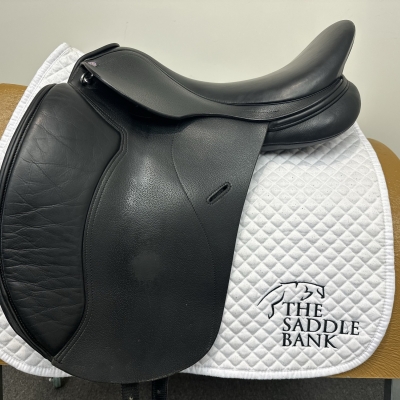 Image of 17.5 inch Cavaletti Collection Dual Flap Dressage Black Adjustable