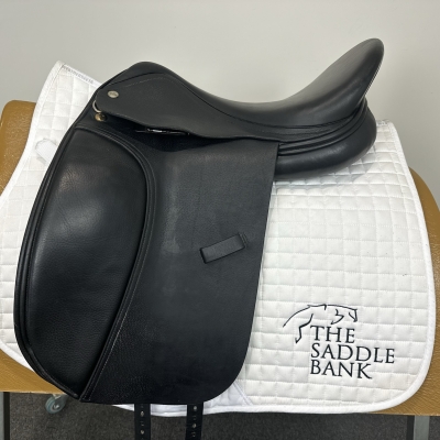 Image of 17 inch Harry Dabbs Classic Dressage Black Wide