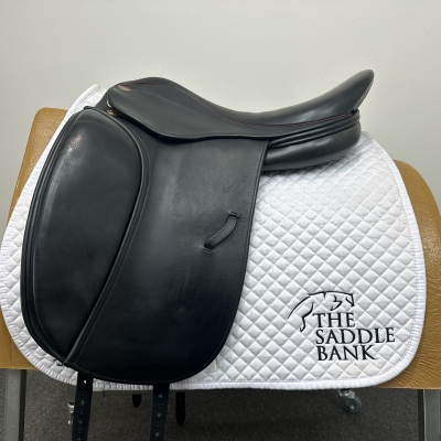 Image of 17.5 inch Harry Dabbs Classic Dressage Black Extra Wide