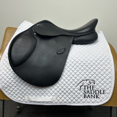 Image of 16 inch Arena Pony Jump Black Adjustable