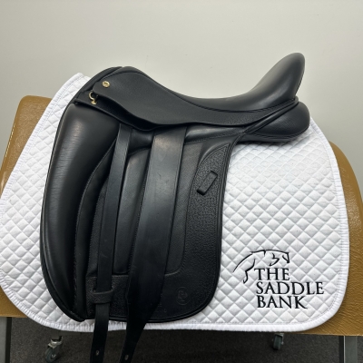 Image of 17.5 inch Black Country Vinici Dressage Black Wide