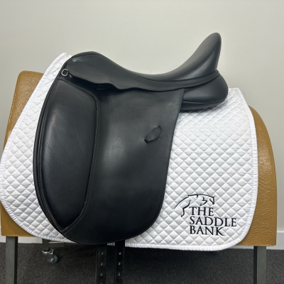 Image of 17 inch Arena Dressage Black Adjustable