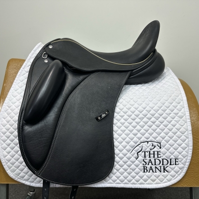 Image of 17 inch Custom Saddlery Wolfgang Solo Black Medium