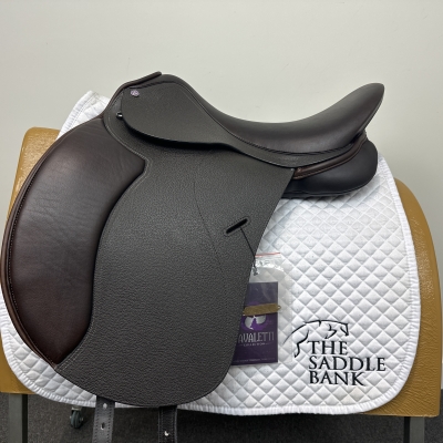 Image of 17 inch Cavaletti Collection Dual Flap Dressage Brown Adjustable