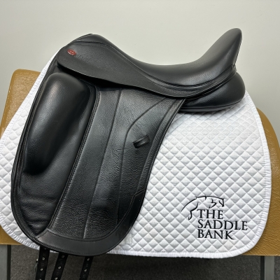 Image of 17.5 inch Kent and Masters Competition Series Monoflap Dressage Black Adjustable