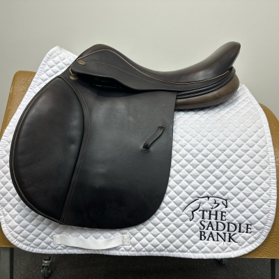 Image of 17 inch Harry Dabbs GP Brown Medium Wide