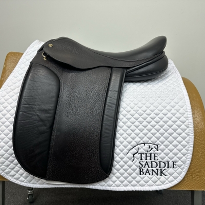 Image of 17 inch Black Country Classic Show Brown Wide