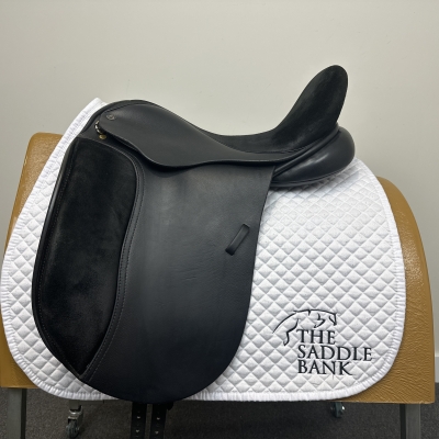 Image of 17.5 inch Andrea Hicks (AH) Affinity Dressage Black Wide