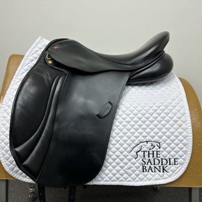 Image of 17 inch Albion K2 Dressage Black Extra Wide